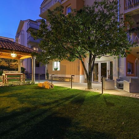 Apartments Mec & Tik Split Bagian luar foto