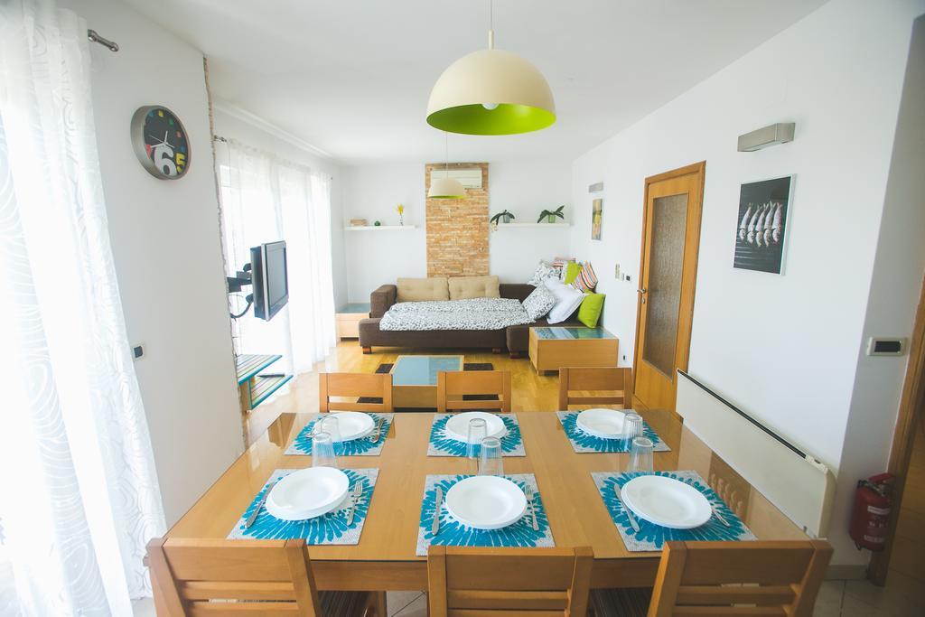 Apartments Mec & Tik Split Bagian luar foto