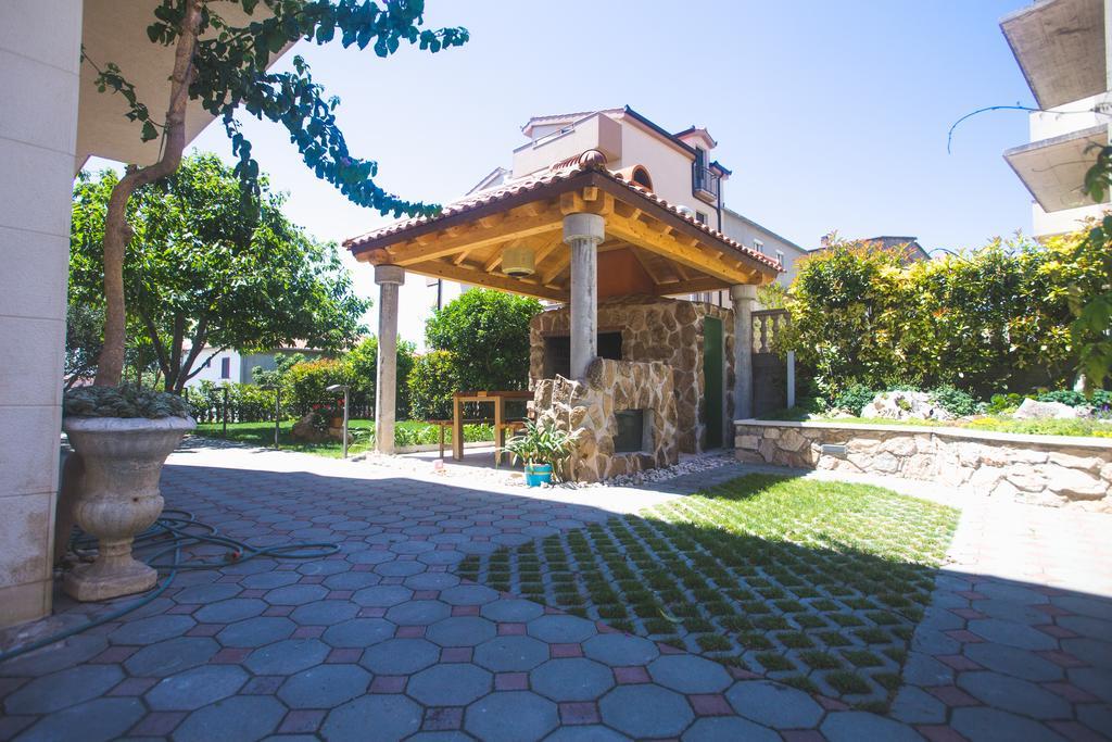 Apartments Mec & Tik Split Bagian luar foto