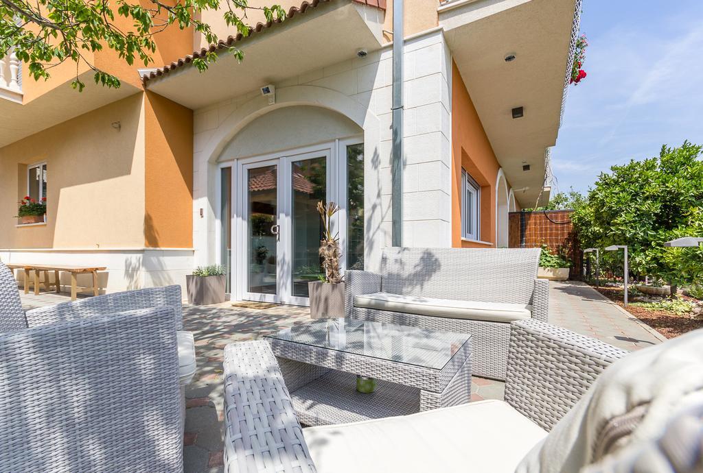 Apartments Mec & Tik Split Bagian luar foto